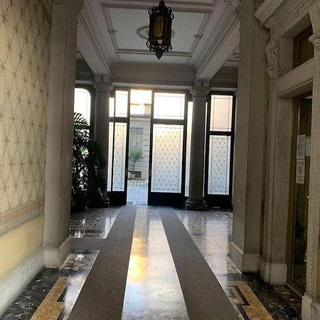 Апартаменты Milano Besana Rent House Экстерьер фото