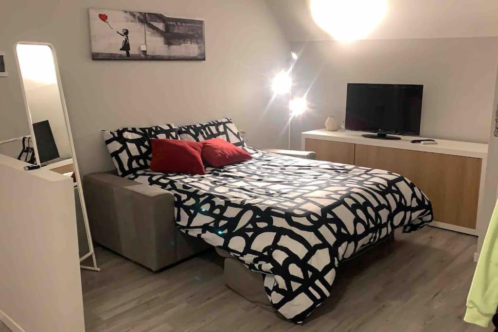 Апартаменты Milano Besana Rent House Экстерьер фото