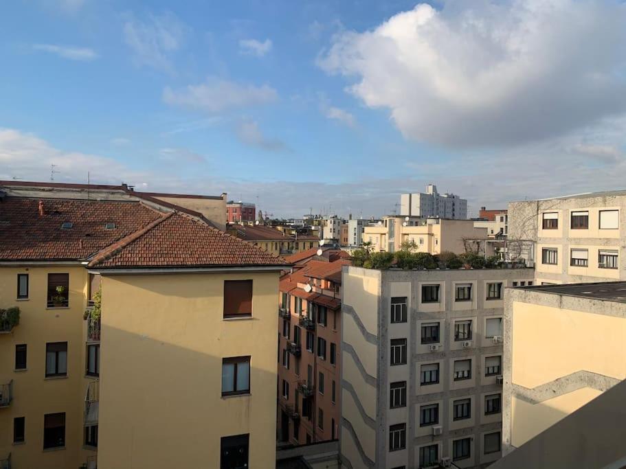 Апартаменты Milano Besana Rent House Экстерьер фото