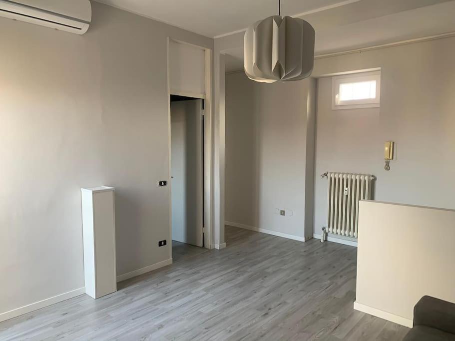 Апартаменты Milano Besana Rent House Экстерьер фото